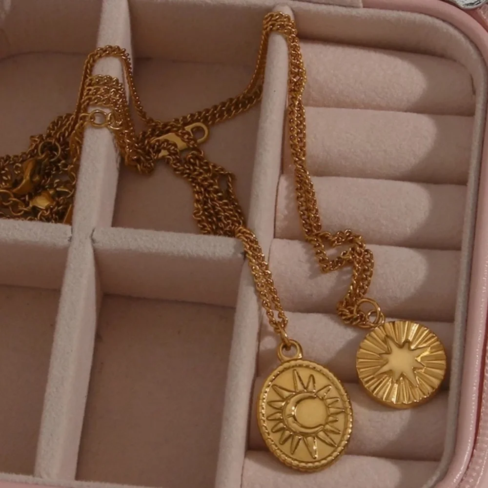 NEW MOON SUN STAR 18K GOLD NECKLACE, NICE NECKLACE, CUTE NECKLACE - Picture 1 of 7